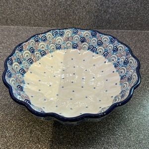 Polish pottery medium scalloped bowl
